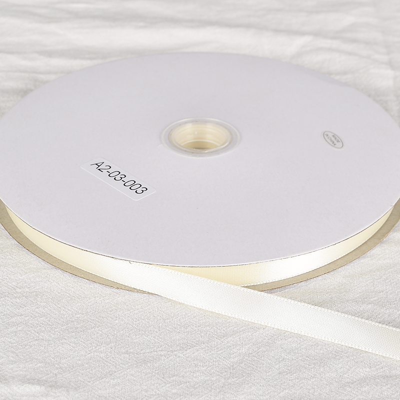 [폭 1cm] 공단리본 91m 크림화이트